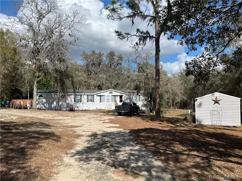 5905 N Highland Park Dr, Hernando, FL 34442