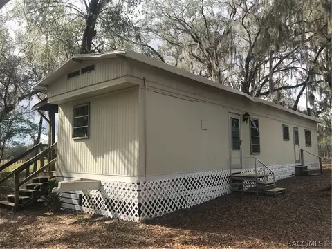 9910 E Bushnell Rd, Floral City, FL 34436