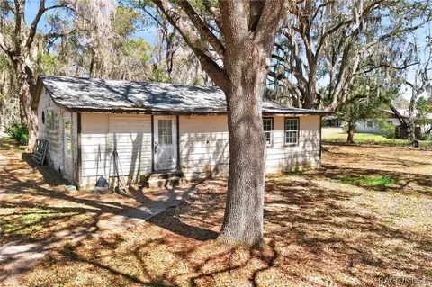 7610 E Spanish Trl, Floral City, FL 34436