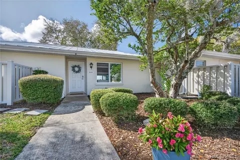 11640 W Bayshore Dr #6, Crystal River, FL 34429
