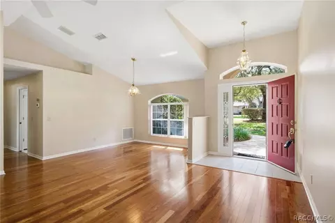 Living - 197 E Joplin Ct, Hernando, FL 34442 photo 2 of 15