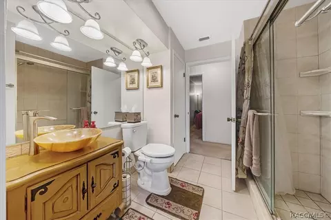 Bath - 650 E Wacker St, Hernando, FL 34442 photo 1 of 2