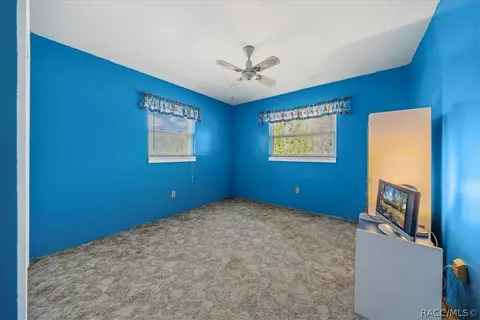Bedroom - 650 E Wacker St, Hernando, FL 34442 photo 3 of 8