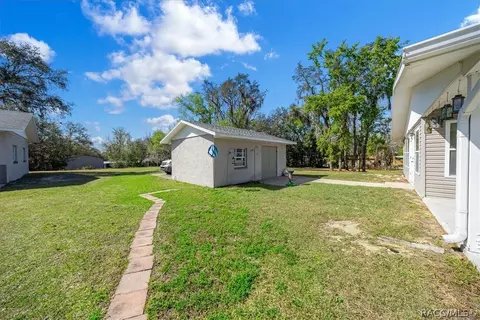 Exterior - 650 E Wacker St, Hernando, FL 34442 photo 7 of 8