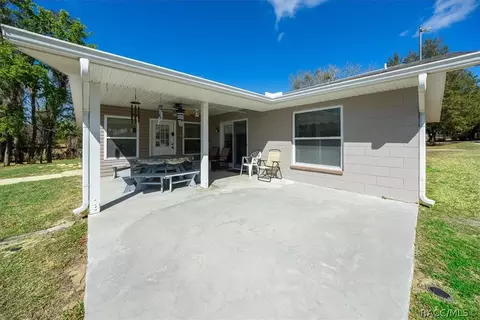 Exterior - 650 E Wacker St, Hernando, FL 34442 photo 2 of 8
