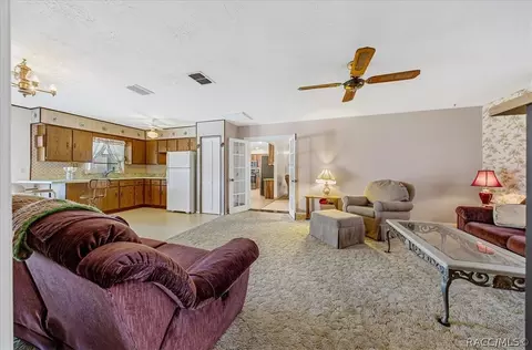 Living - 650 E Wacker St, Hernando, FL 34442 photo 4 of 4