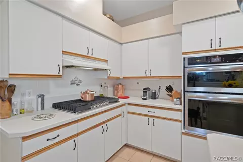 Kitchen - 4161 N Longvalley Rd, Hernando, FL 34442 photo 5 of 6