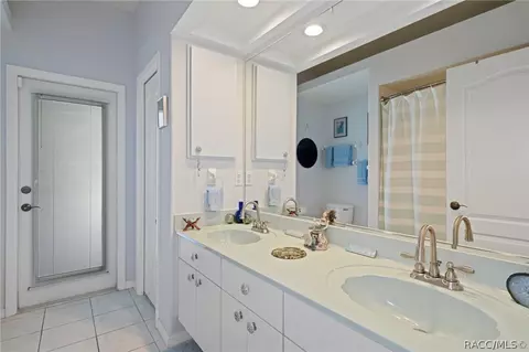 Bath - 4161 N Longvalley Rd, Hernando, FL 34442 photo 7 of 8