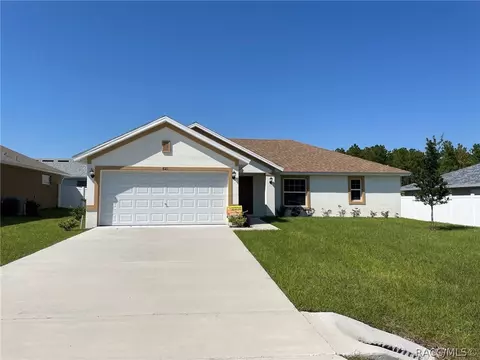 621 W Walkertown Dr, Citrus Springs, FL 34434