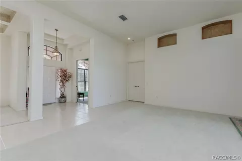 Living - 1905 N Eagle Chase Dr, Hernando, FL 34442 photo 5 of 8