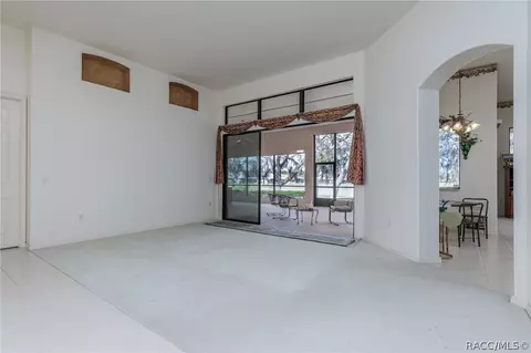 Living - 1905 N Eagle Chase Dr, Hernando, FL 34442 photo 6 of 8