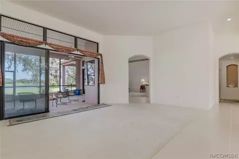 Living - 1905 N Eagle Chase Dr, Hernando, FL 34442 photo 2 of 8