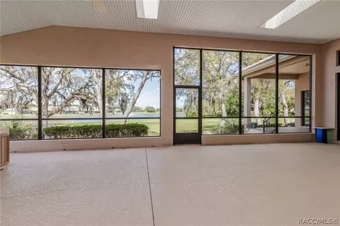 Exterior - 1905 N Eagle Chase Dr, Hernando, FL 34442 photo 2 of 18