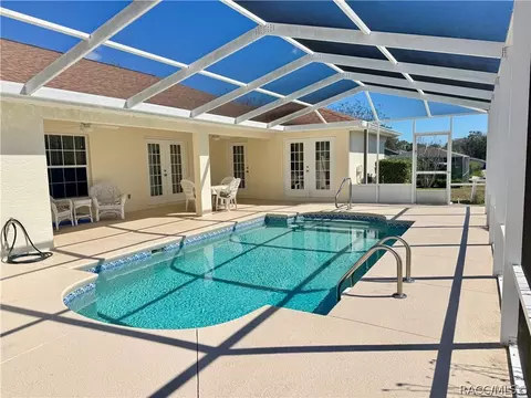 Exterior - 4588 E Van Ness Rd, Hernando, FL 34442 photo 2 of 6