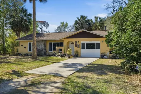 7020 W Grant St, Homosassa, FL 34448