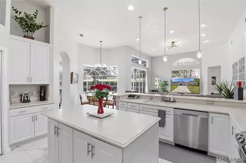 Kitchen - 468 E Keller Ct, Hernando, FL 34442 photo 5 of 5