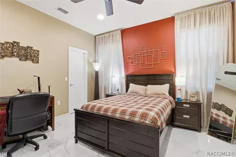 Bedroom - 468 E Keller Ct, Hernando, FL 34442 photo 5 of 10