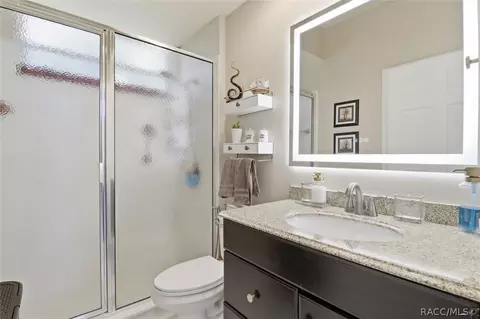 Bath - 468 E Keller Ct, Hernando, FL 34442 photo 7 of 7