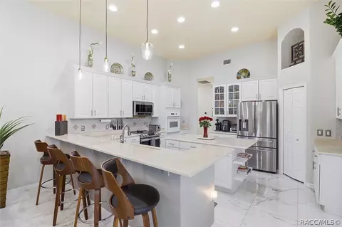 Kitchen - 468 E Keller Ct, Hernando, FL 34442 photo 1 of 5