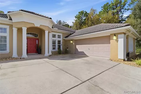 Exterior - 468 E Keller Ct, Hernando, FL 34442 photo 3 of 7