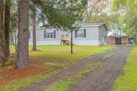 2727 E Center St, Inverness, FL 34453