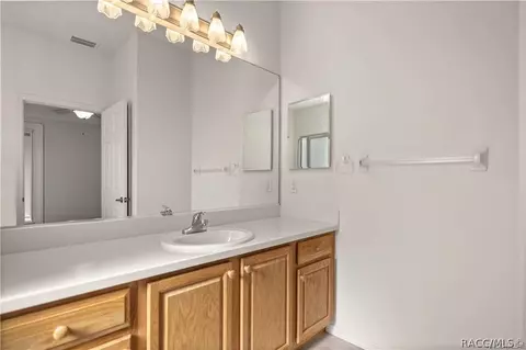 Bath - 1312 W Skyview Crossing Dr, Hernando, FL 34442 photo 3 of 4