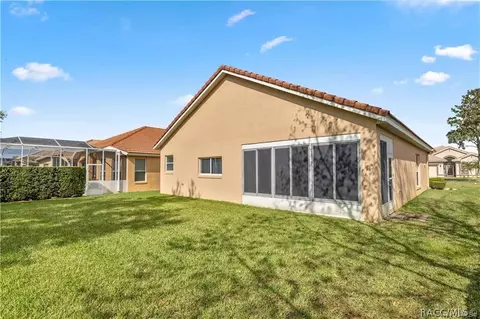 Exterior - 1312 W Skyview Crossing Dr, Hernando, FL 34442 photo 6 of 9