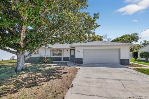623 Third Ave, Lady Lake, FL 32159