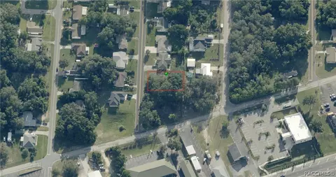 916 Spruce St, Inverness, FL 34452