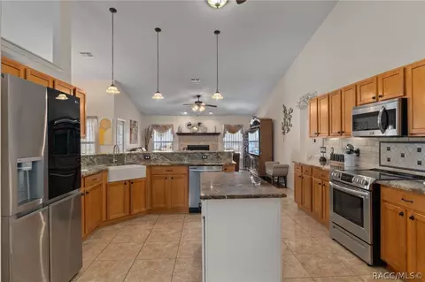 Kitchen - 4951 SW 154th Loop, Ocala, FL 34473 photo 1 of 5