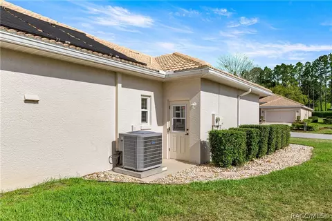 Exterior - 847 W Silver Meadow Loop, Hernando, FL 34442 photo 13 of 19
