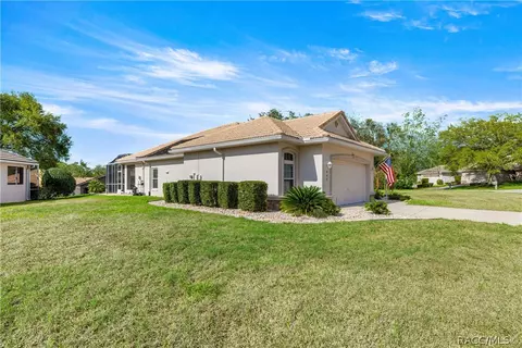 Exterior - 847 W Silver Meadow Loop, Hernando, FL 34442 photo 9 of 19