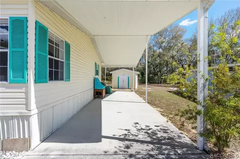 Exterior - 2335 N Loma Pt, Hernando, FL 34442 photo 3 of 14