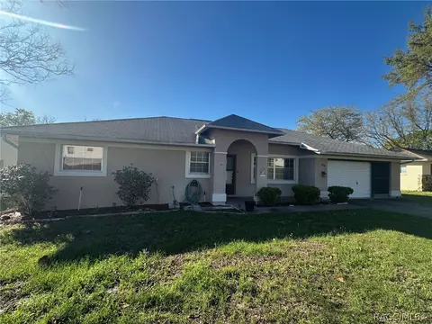 186 W Valerian Pl, Beverly Hills, FL 34465