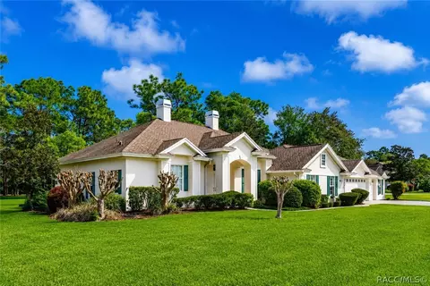 27 Deerwood Dr, Homosassa, FL 34446