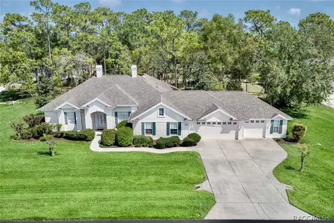 27 Deerwood Dr, Homosassa, FL 34446
