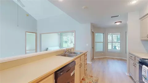 Entry Way - 489 E Falconry Ct, Hernando, FL 34442 photo 8 of 9