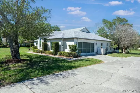 Exterior - 489 E Falconry Ct, Hernando, FL 34442 photo 7 of 11