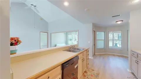 Entry Way - 489 E Falconry Ct, Hernando, FL 34442 photo 3 of 9