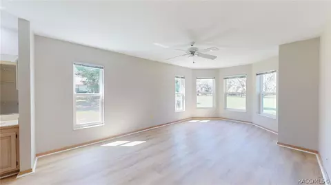 Living - 489 E Falconry Ct, Hernando, FL 34442 photo 2 of 4