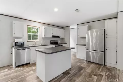1140 NW 110th Ct, Ocala, FL 34482 photo 9
