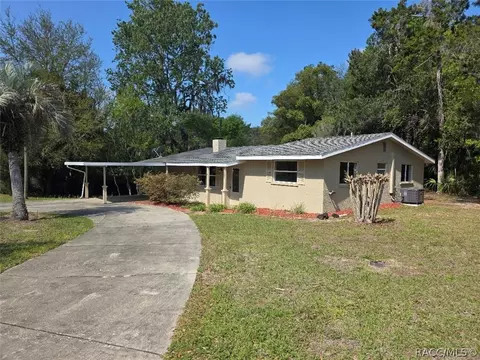 6595 W Curlew Pl, Crystal River, FL 34429