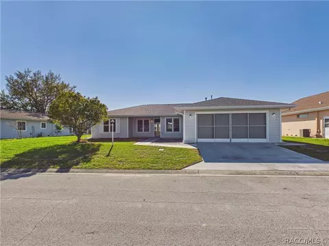 10482 S Clint Loop, Floral City, FL 34436