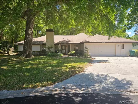 5906 W Leith Ct, Crystal River, FL 34429