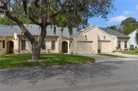 3334 S Royal Oaks Dr, Inverness, FL 34452