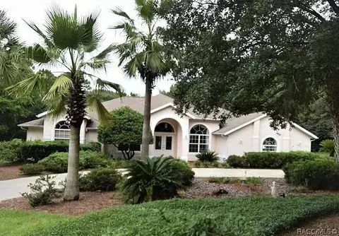 2399 W Pine Ridge Blvd, Beverly Hills, FL 34465