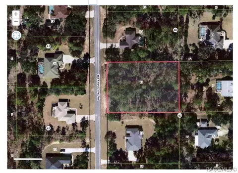 2181 W Talk Oaks Dr, Beverly Hills, FL 34465
