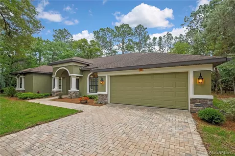 122 Daisy St, Homosassa, FL 34446
