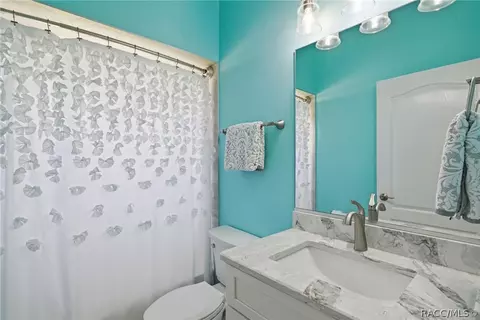Bath - 114 W Mickey Mantle Path, Hernando, FL 34442 photo 5 of 5