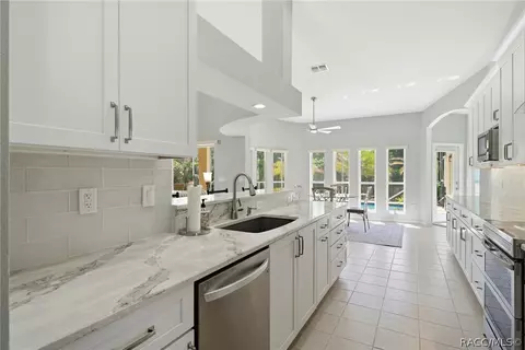 Kitchen - 114 W Mickey Mantle Path, Hernando, FL 34442 photo 3 of 6